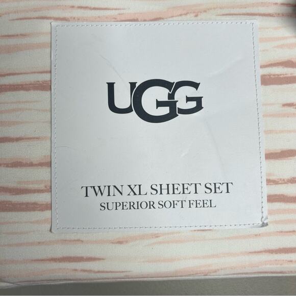 UGG Twin XL Sheet Set Fiorella Rosewater Pink White Stripe Space Dye Print NWT - Picture 2 of 3